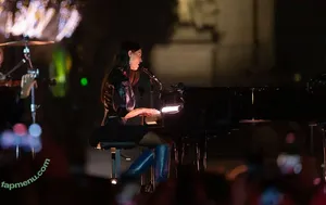 Charlotte Cardin / charlottecardin / hello_darling nude photo #0069