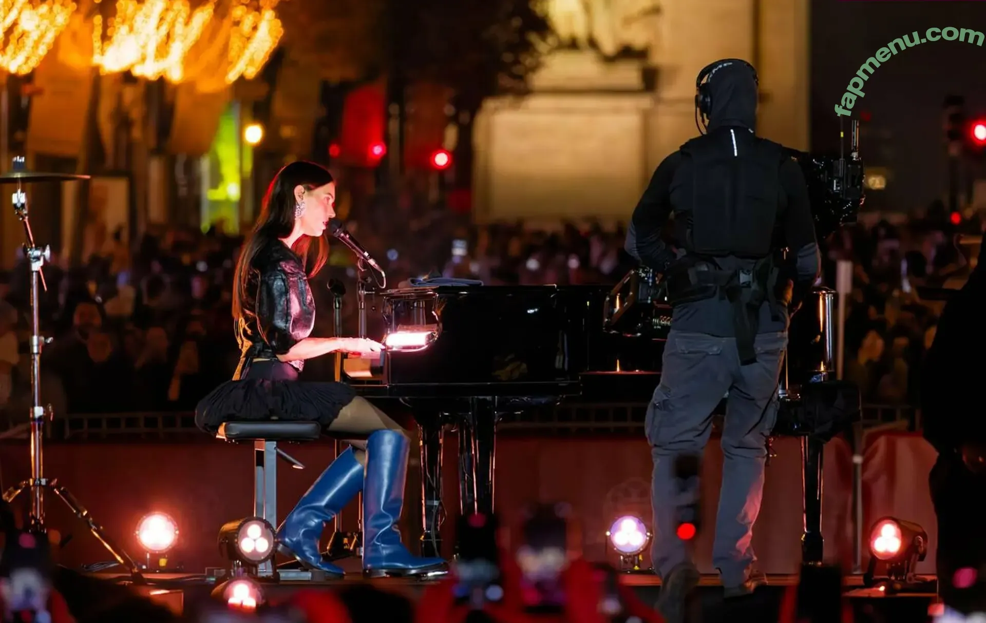 Charlotte Cardin nude photo #0087 (charlottecardin / hello_darling)