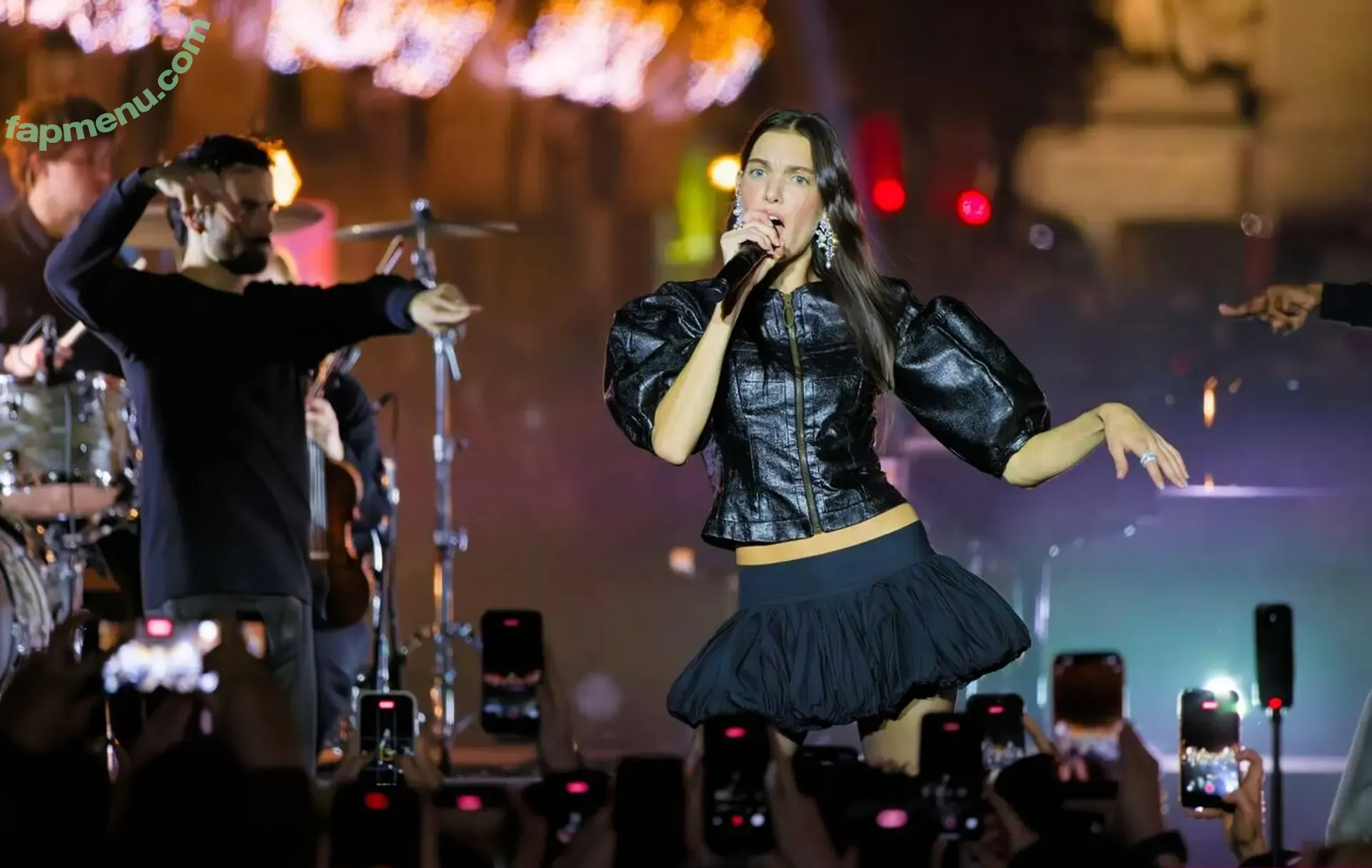 Charlotte Cardin nude photo #0098 (charlottecardin / hello_darling)