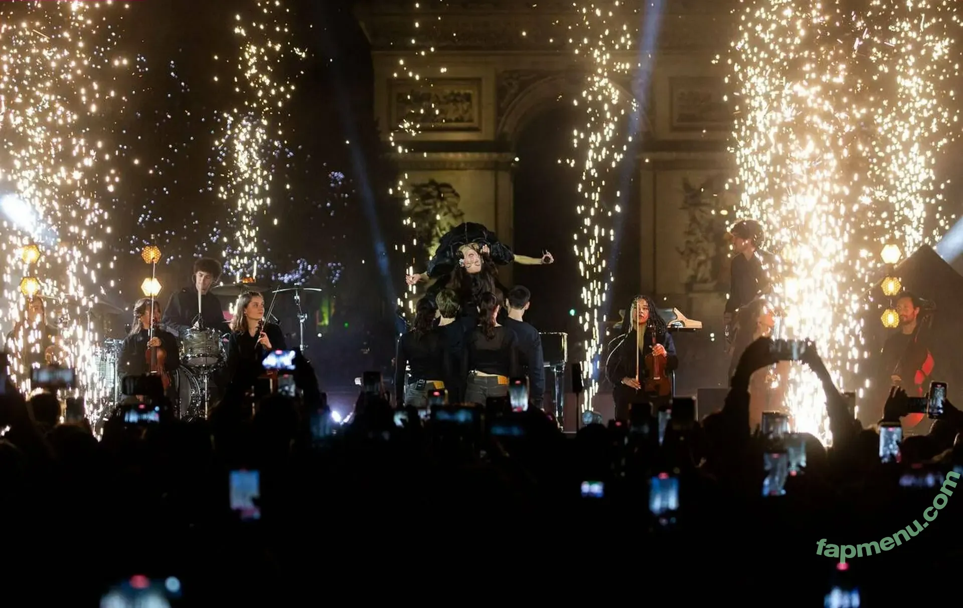 Charlotte Cardin nude photo #0112 (charlottecardin / hello_darling)