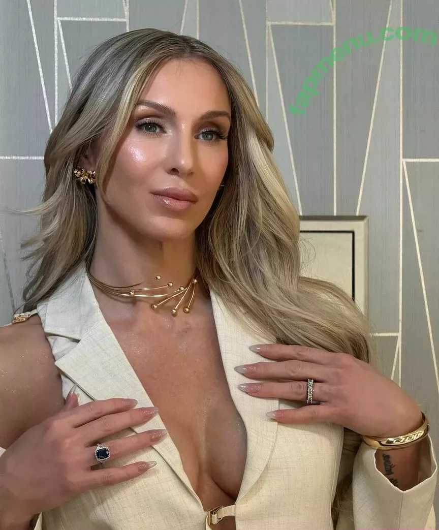 Charlotte Flair nude photo #0454 (WWE / charlottewwe)