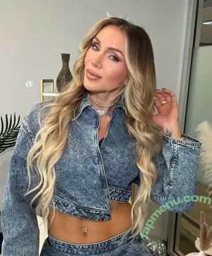 Charlotte Flair / WWE / charlottewwe nude photo #1393