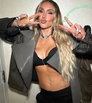 Charlotte Flair / WWE / charlottewwe nude photo #1411