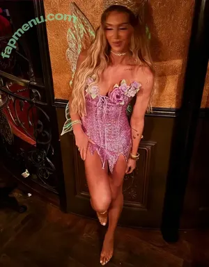 Charlotte Flair / WWE / charlottewwe nude photo #1435