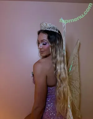 Charlotte Flair / WWE / charlottewwe nude photo #1439