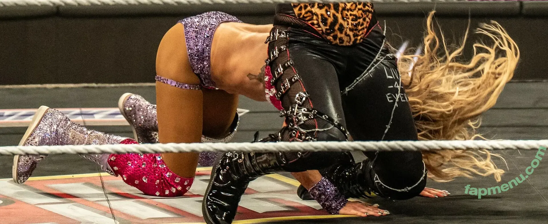 Charlotte Flair nude photo #1340 (WWE / charlottewwe)