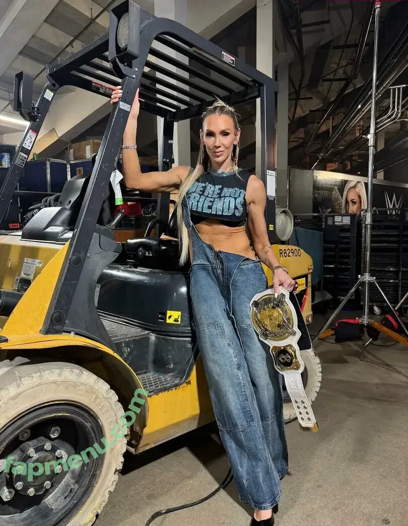 Charlotte Flair nude photo #1405 (WWE / charlottewwe)