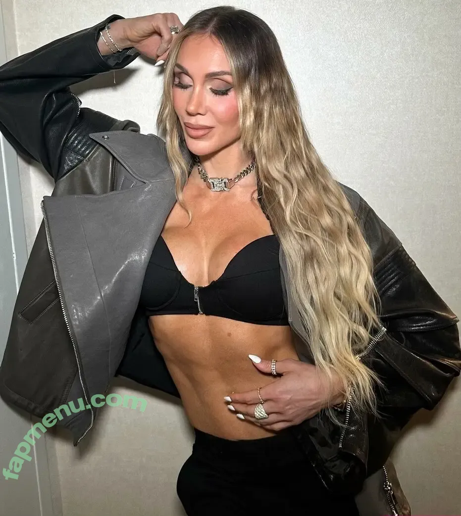 Charlotte Flair nude photo #1413 (WWE / charlottewwe)