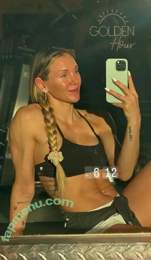 Charlotte Flair nude photo #1424 (WWE / charlottewwe)