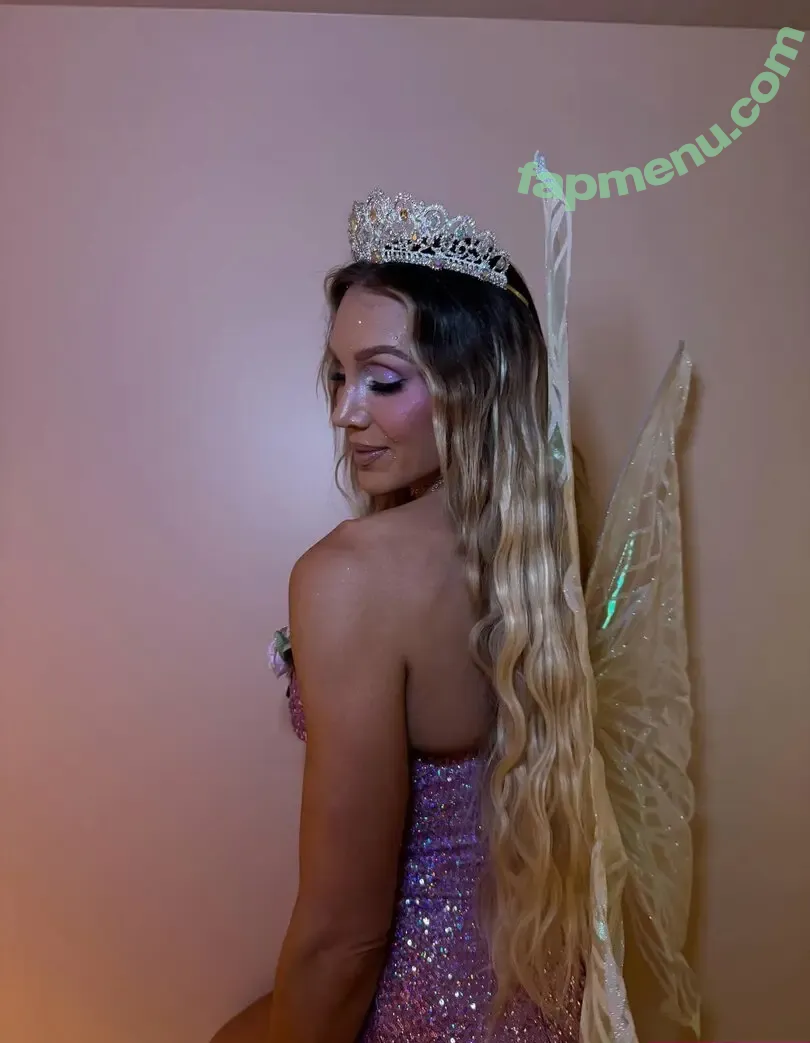 Charlotte Flair nude photo #1439 (WWE / charlottewwe)