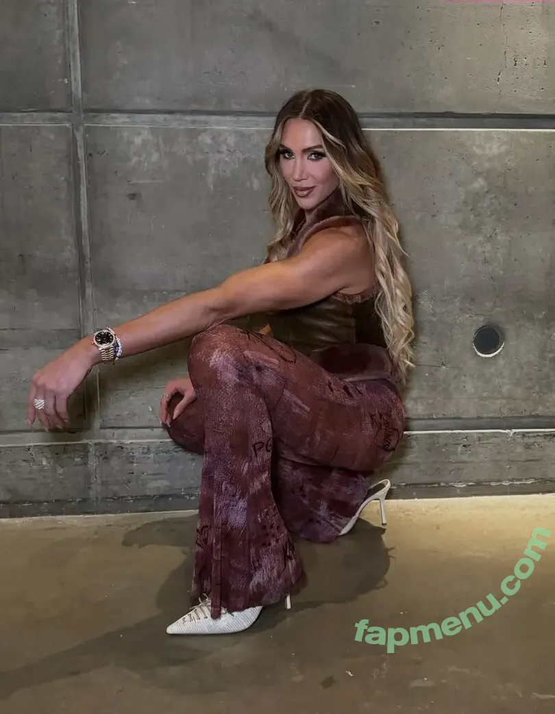 Charlotte Flair nude photo #1471 (WWE / charlottewwe)