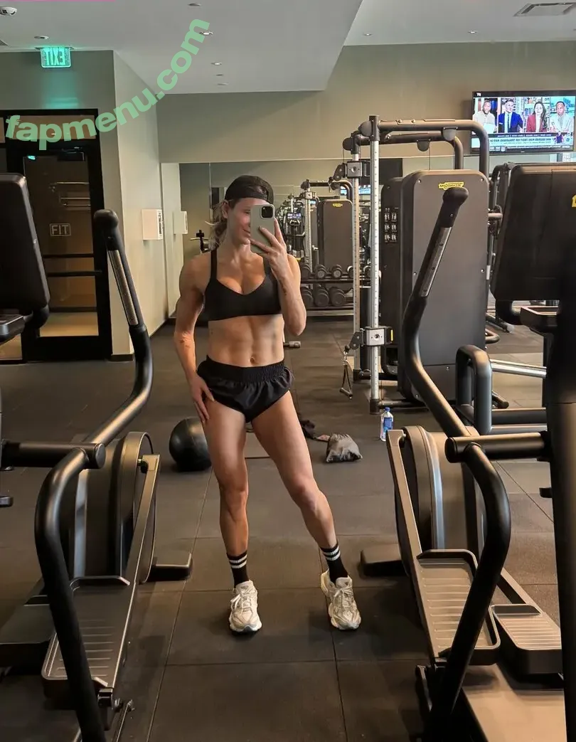 Charlotte Flair nude photo #1499 (WWE / charlottewwe)