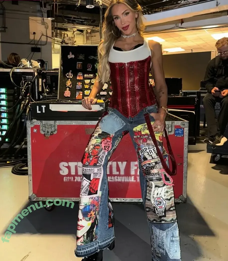 Charlotte Flair nude photo #1508 (WWE / charlottewwe)