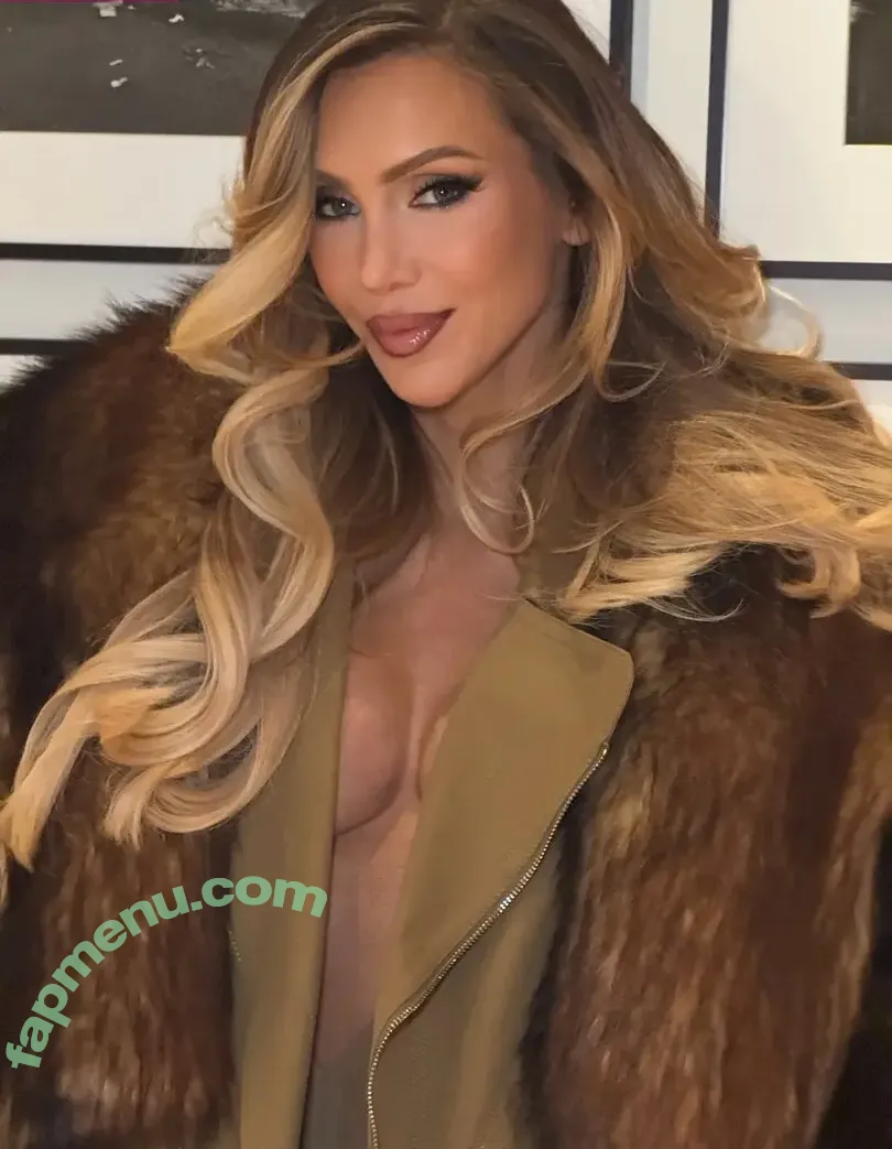 Charlotte Flair nude photo #1523 (WWE / charlottewwe)