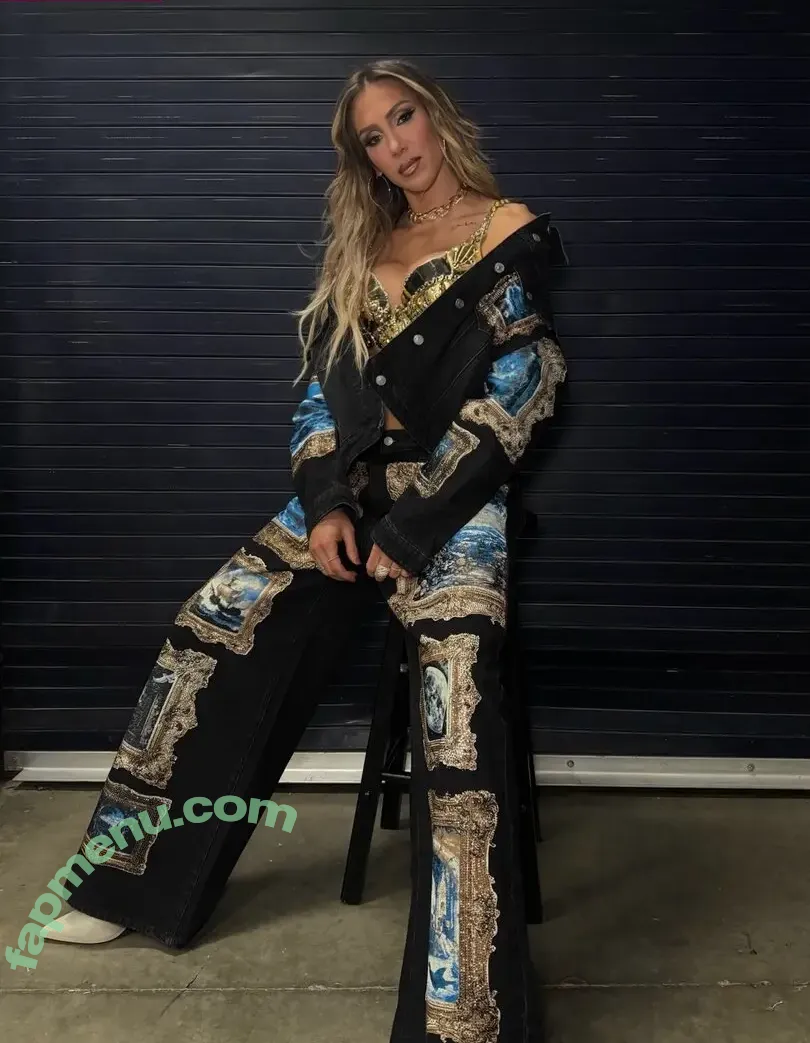 Charlotte Flair nude photo #1536 (WWE / charlottewwe)