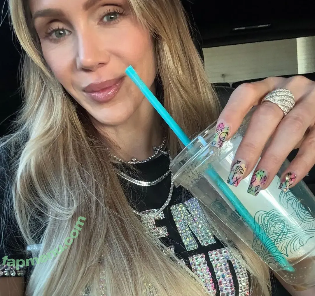 Charlotte Flair nude photo #1562 (WWE / charlottewwe)