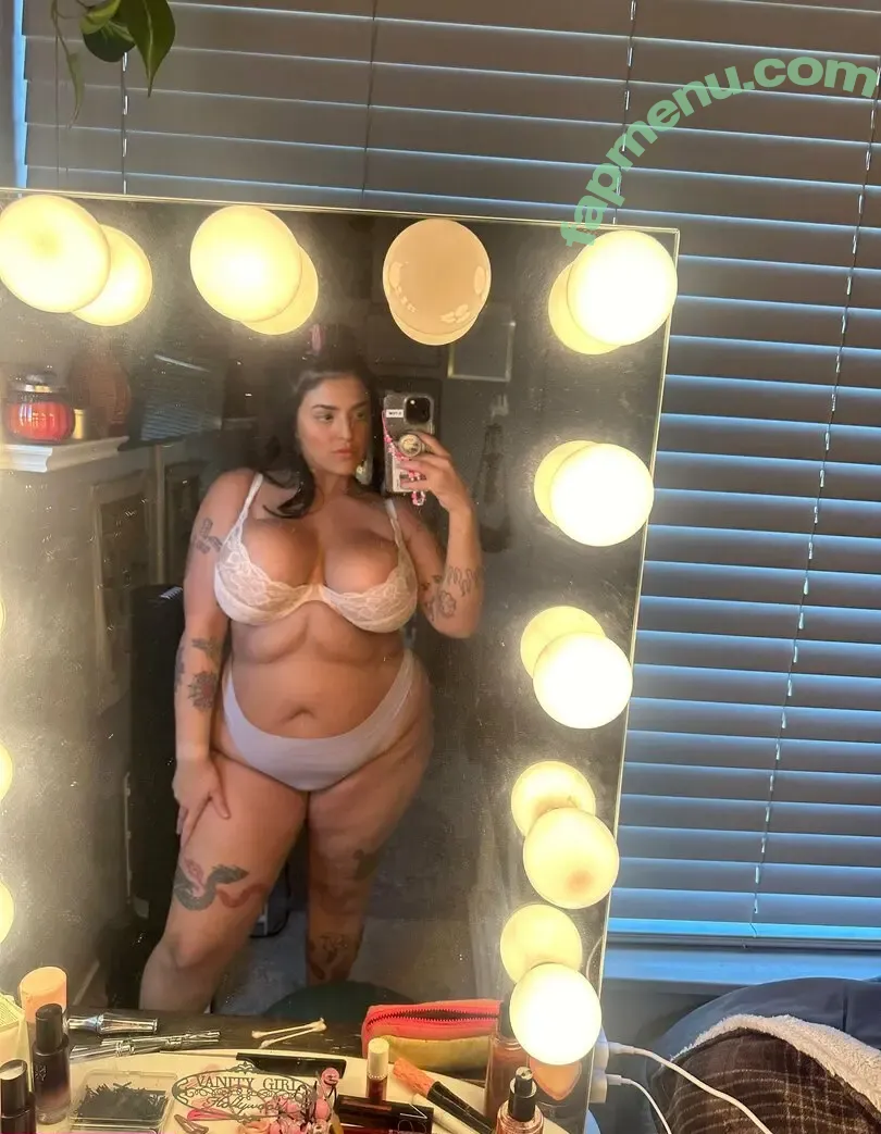 Charlotte.G nude photo #0197 (Charlotte Godoy / charlottegshore)