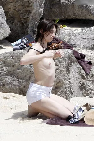 Charlotte Gainsbourg / cgainsbourg / charlottegainsbourg nude photo #0058