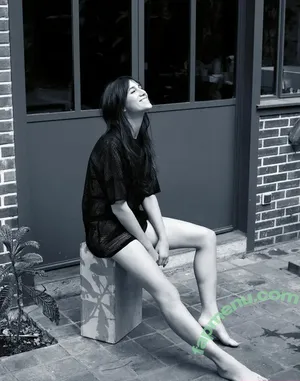 Charlotte Gainsbourg / cgainsbourg / charlottegainsbourg nude photo #0170