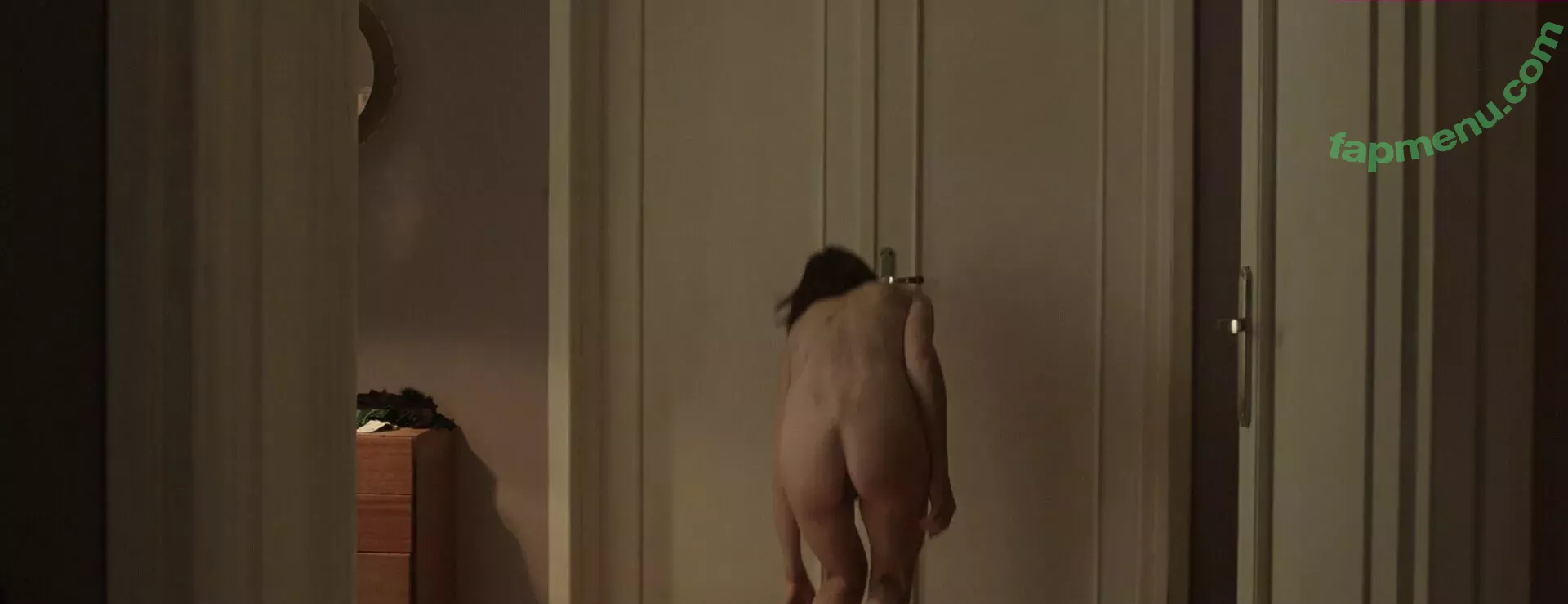 Charlotte Gainsbourg nude photo #0008 (cgainsbourg / charlottegainsbourg)