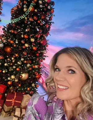 Charlotte Hawkins / CharlotteHawkns / Good Morning Britain / TV Presenter / charlottehawkins1 nude photo #0167