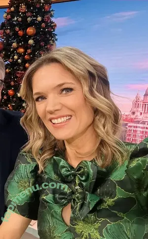 Charlotte Hawkins / CharlotteHawkns / Good Morning Britain / TV Presenter / charlottehawkins1 nude photo #0179