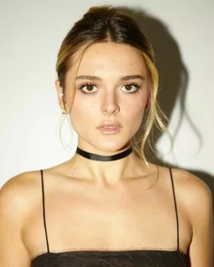 Charlotte Lawrence / charlotteslawrence nude photo #0549