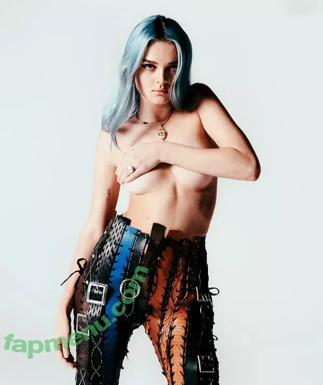 Charlotte Lawrence nude photo #0432 (charlotteslawrence)