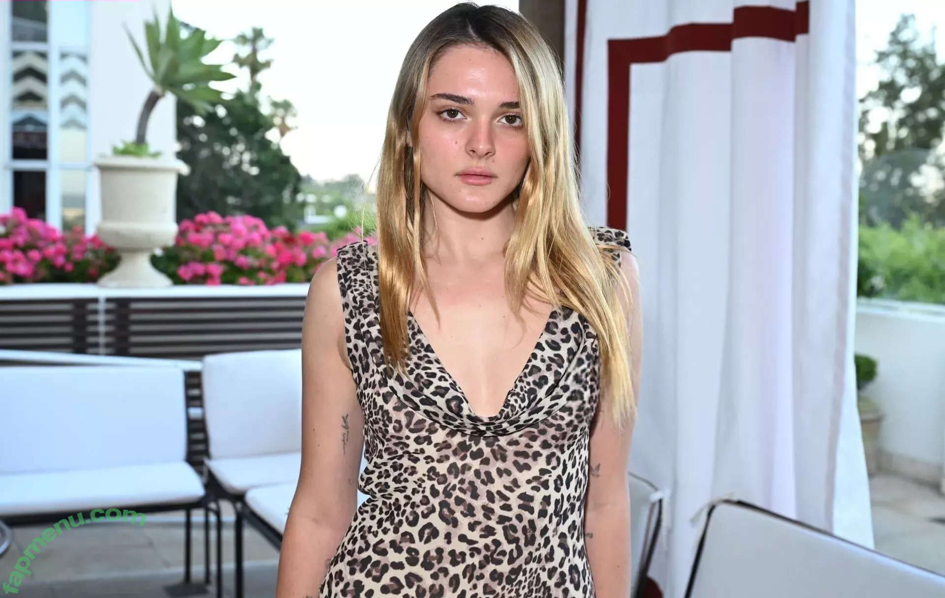 Charlotte Lawrence nude photo #0502 (charlotteslawrence)