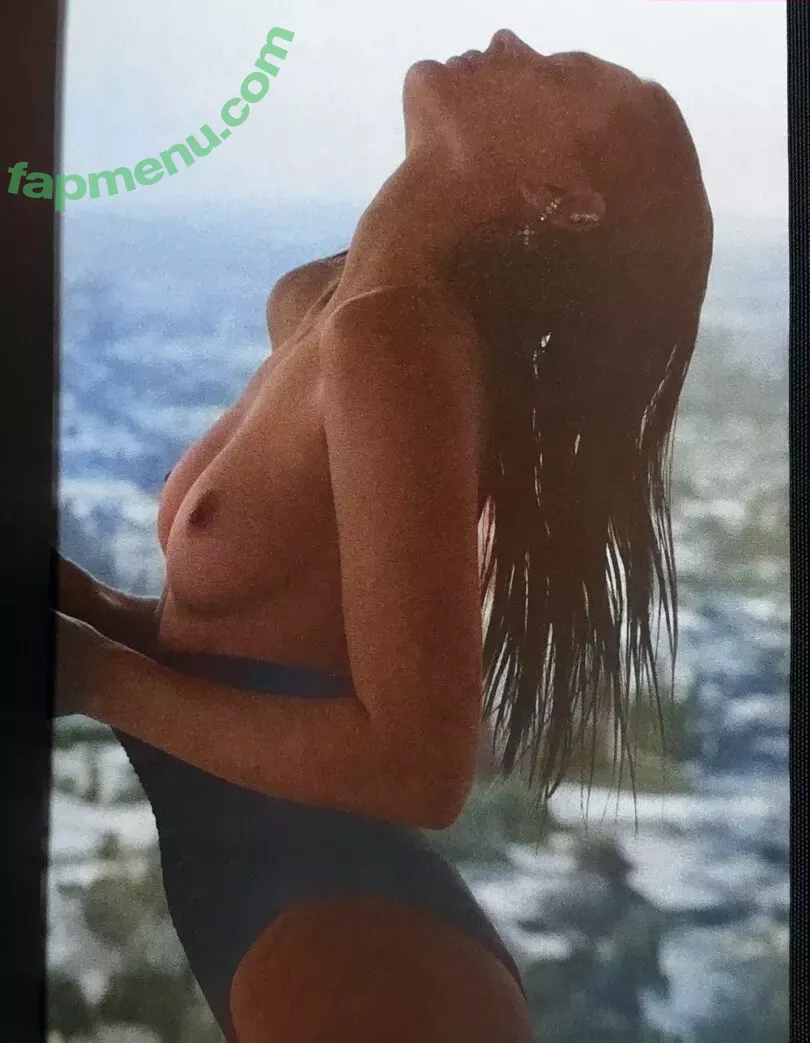 Charlotte Lawrence nude photo #0601 (charlotteslawrence)