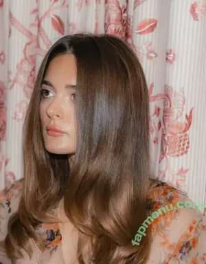 Charlotte Lawrence / charlotteslawrence nude photo #1062