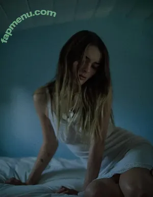 Charlotte Lawrence / charlotteslawrence nude photo #1123