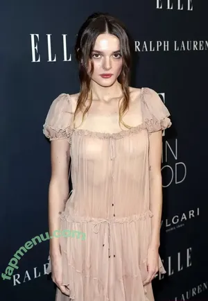Charlotte Lawrence / charlotteslawrence nude photo #1166