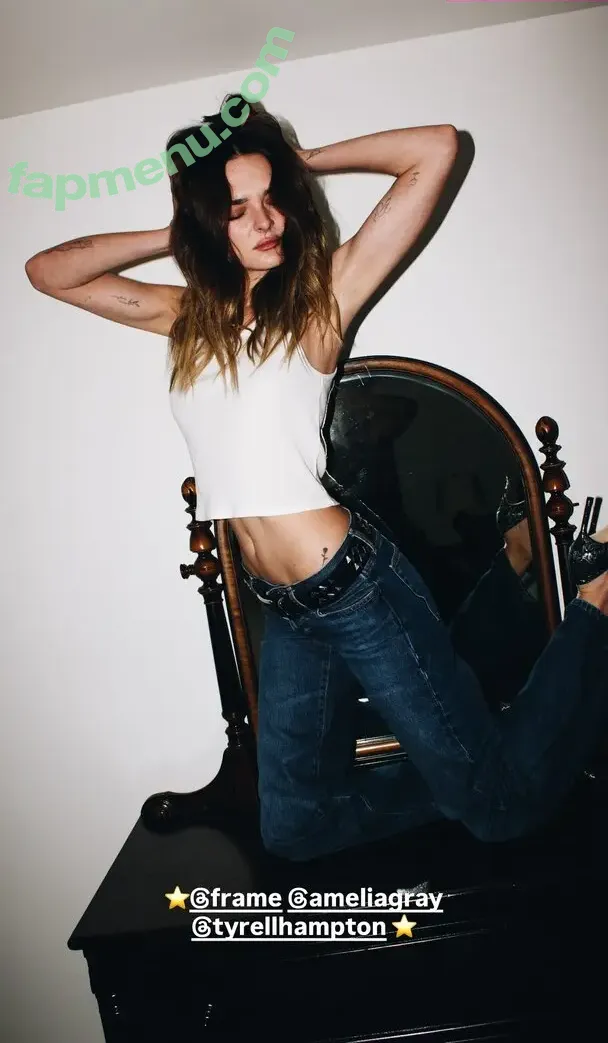 Charlotte Lawrence nude photo #1184 (charlotteslawrence)