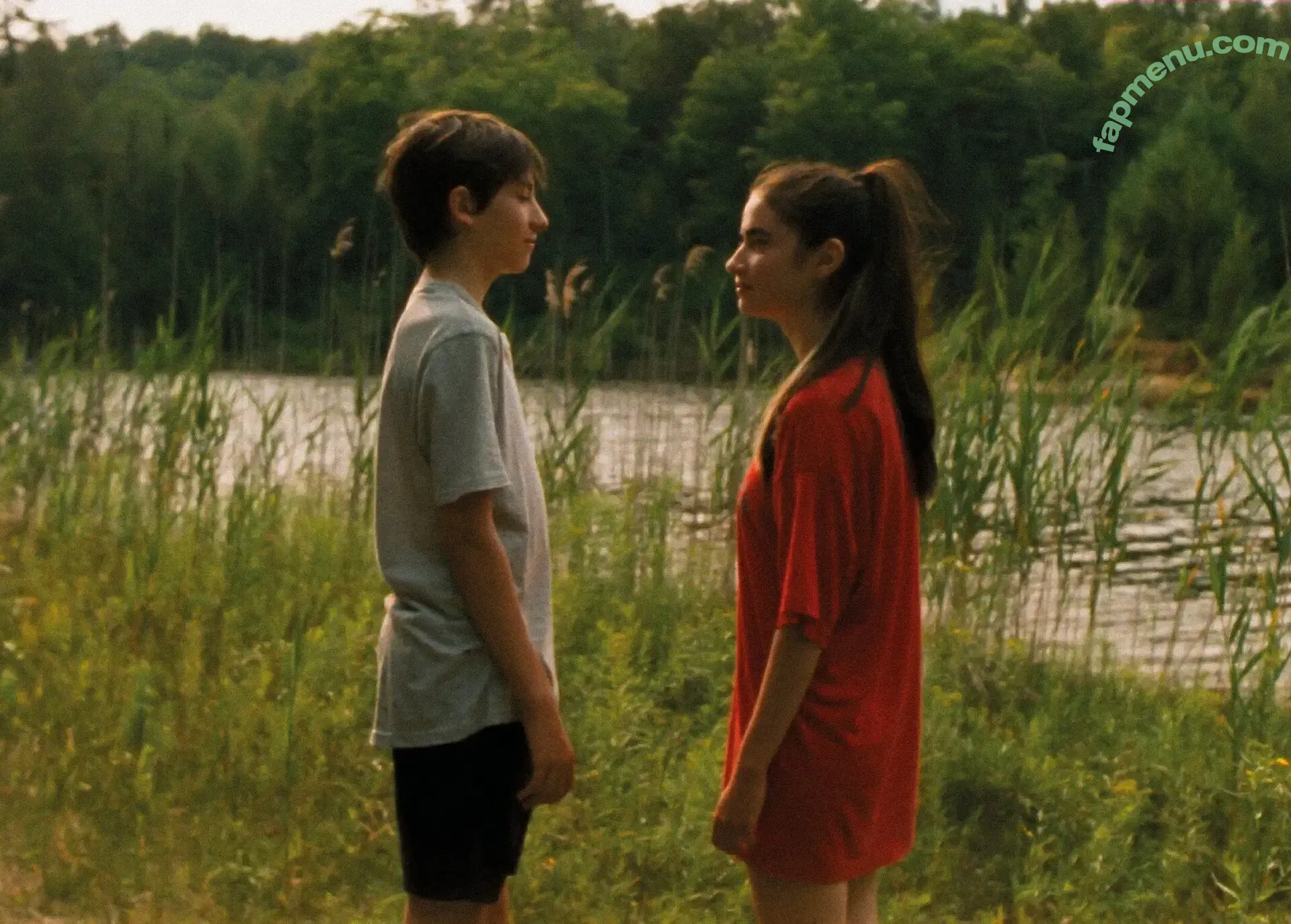 Charlotte Le Bon nude photo #0026 (lebonlebon)