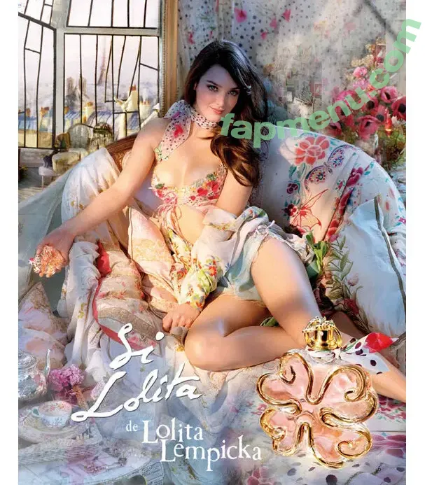 Charlotte Le Bon nude photo #0048 (lebonlebon)