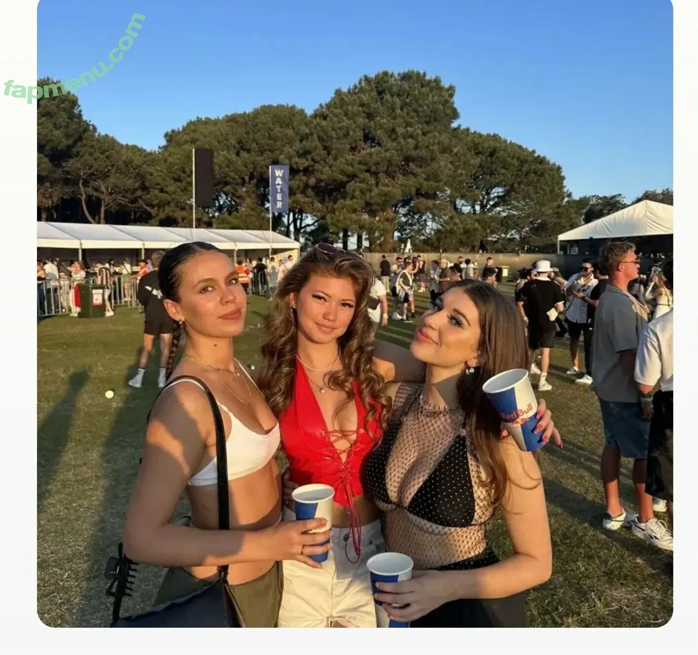 Charlotte Little nude photo #0002 (chaarloyt)