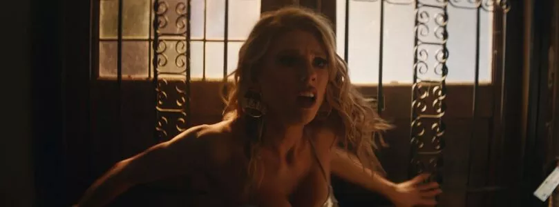 Charlotte McKinney / Char_mck / charlottemckinney / simp chat nude photo #0944