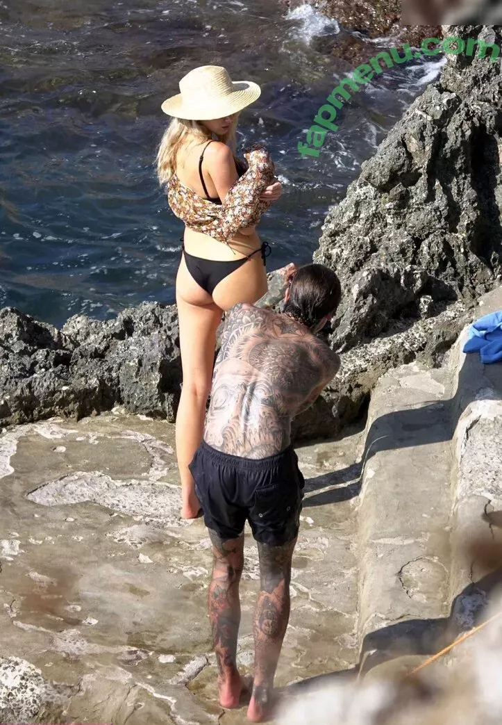 Charlotte McKinney nude photo #0955 (Char_mck / charlottemckinney / simp chat)
