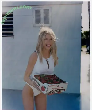 Charlotte McKinney / Char_mck / charlottemckinney / simp chat nude photo #1535