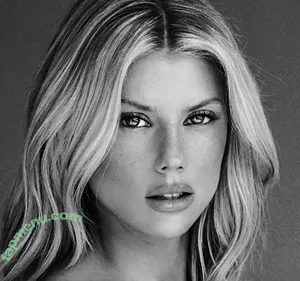 Charlotte McKinney / Char_mck / charlottemckinney / simp chat nude photo #1538