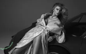 Charlotte McKinney / Char_mck / charlottemckinney / simp chat nude photo #1577