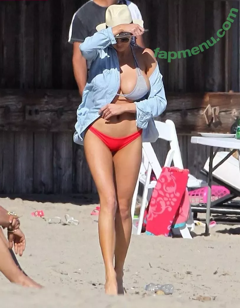 Charlotte McKinney nude photo #1053 (Char_mck / charlottemckinney)