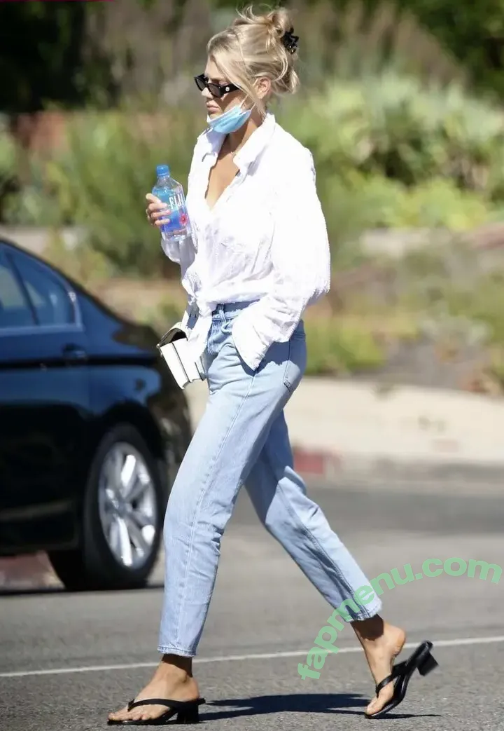 Charlotte McKinney nude photo #1288 (Char_mck / charlottemckinney / simp chat)