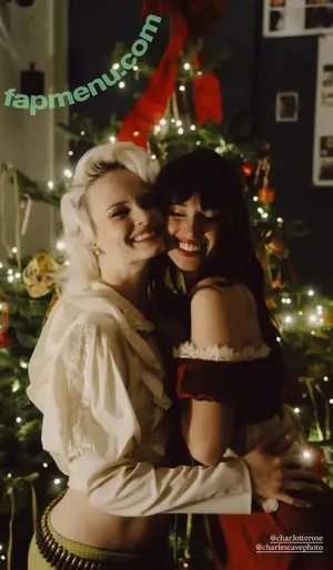 Charlotte Rose / char.lotterose / charlotte.rosee / charlotteros65 / gingiedead nude photo #0146