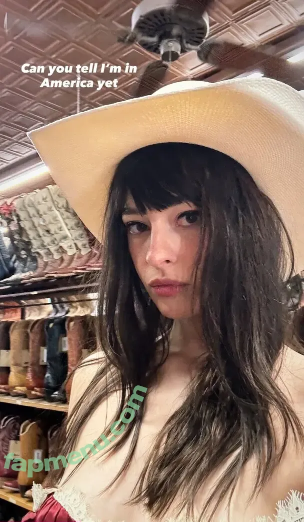 Charlotte Rose nude photo #0092 (char.lotterose / charlotte.rosee / charlotteros65 / gingiedead)