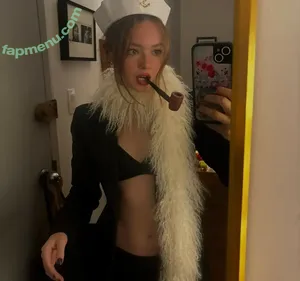 Charlotte Rose Benjamin / charlotterosebenjamin nude photo #0006
