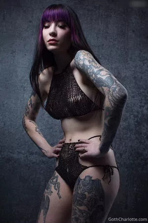 Charlotte Sartre / gothcharlotte nude photo #0298