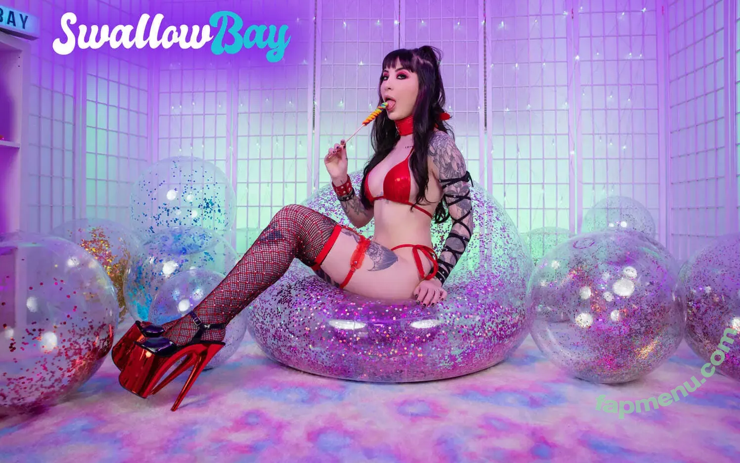 Charlotte Sartre nude photo #0651 (gothcharlotte)