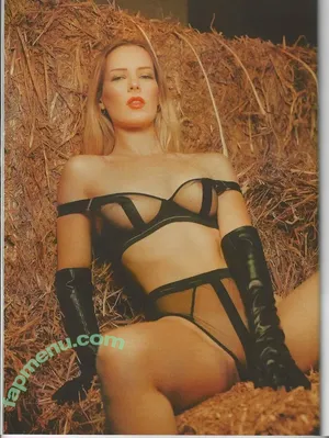  nude photo #0006